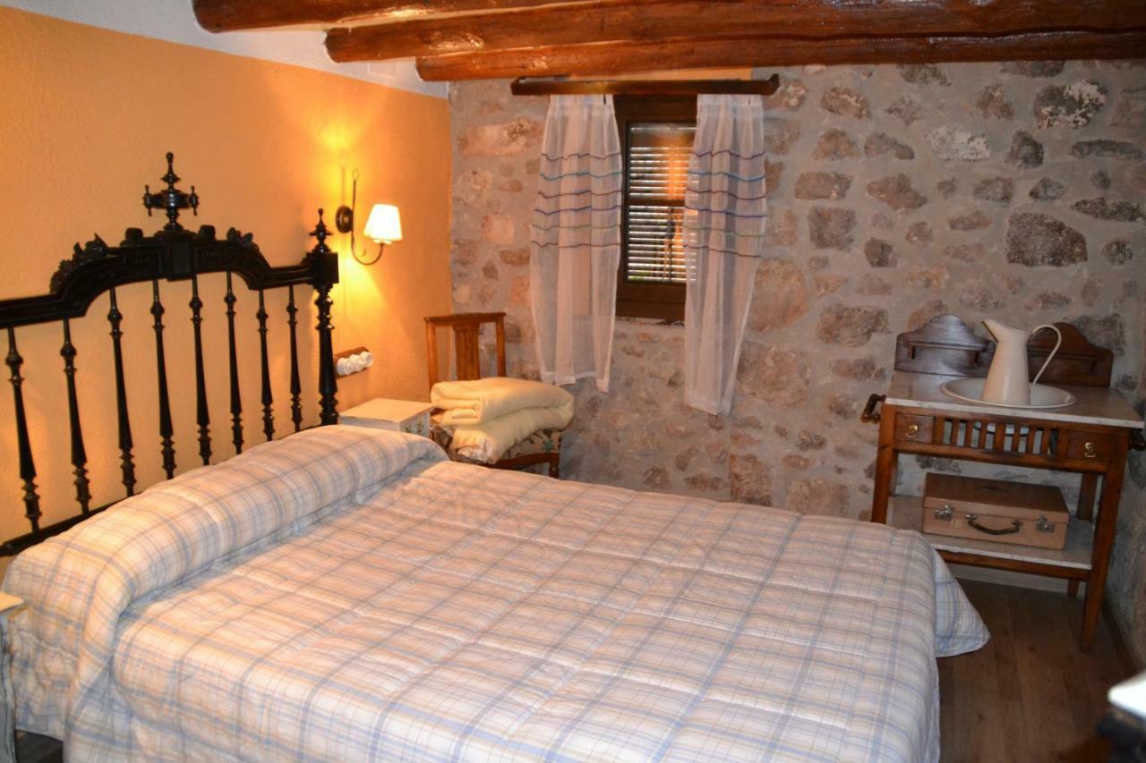 Can Font Guest House Siurana  Exterior photo